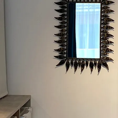 With Small Balcony Appartement *