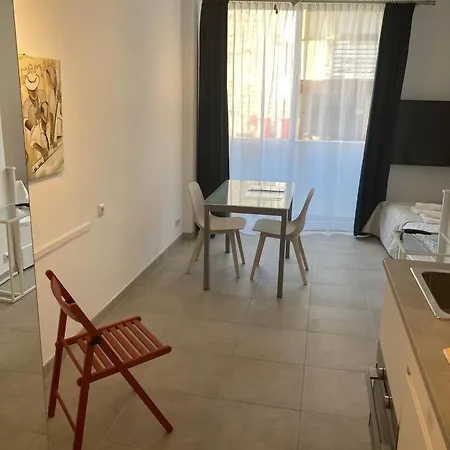 Apartment With Small Balcony Las Palmas / Gran Canaria